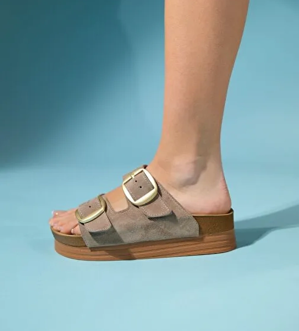 HARBOR Kum Süet Çift Bantlı Hakiki Deri Kadın Kalın Tabanlı Terlik - Görsel 1