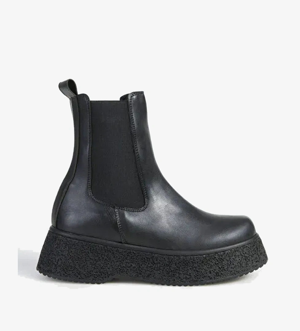 F By Fabrika Siyah Kadın Bot LALKA