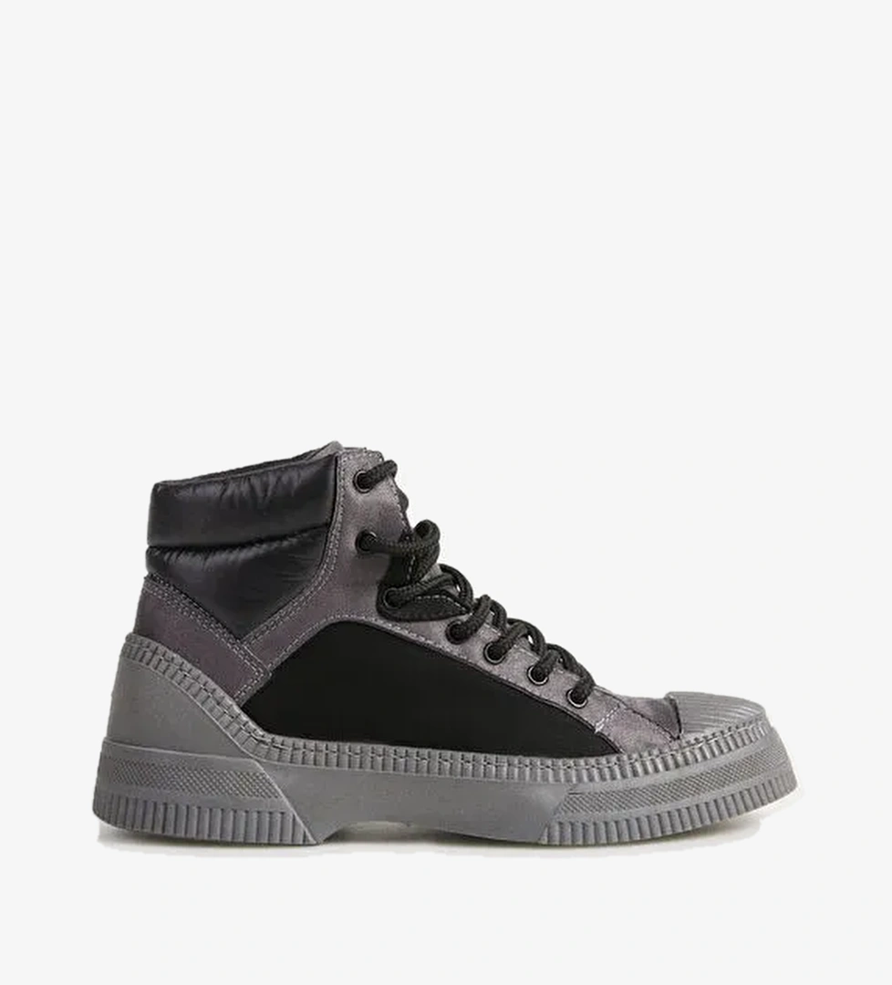 F By Fabrika Gri-Siyah Kadın Bot NOZA