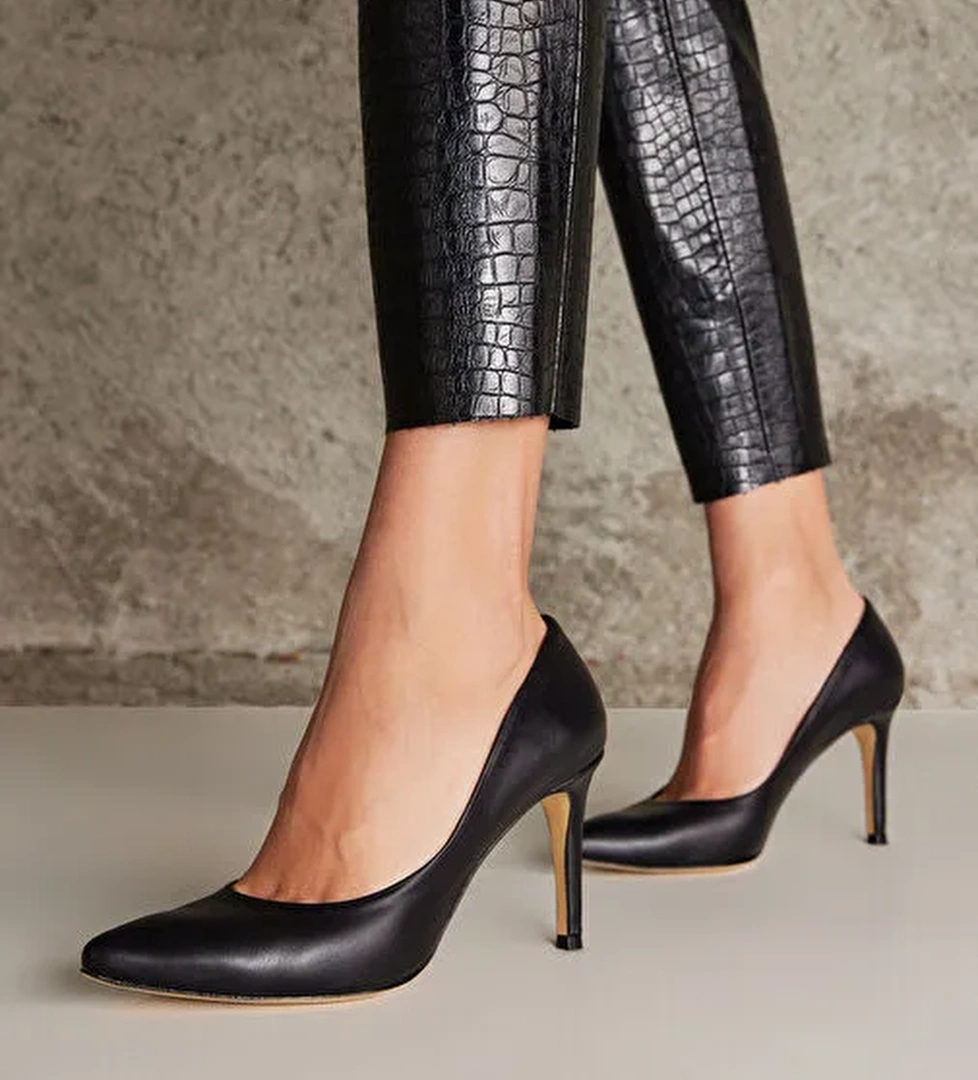 Ziya Siyah Kadın Deri Topuklu Ayakkabı 1231003 4292_000 - Görsel 1