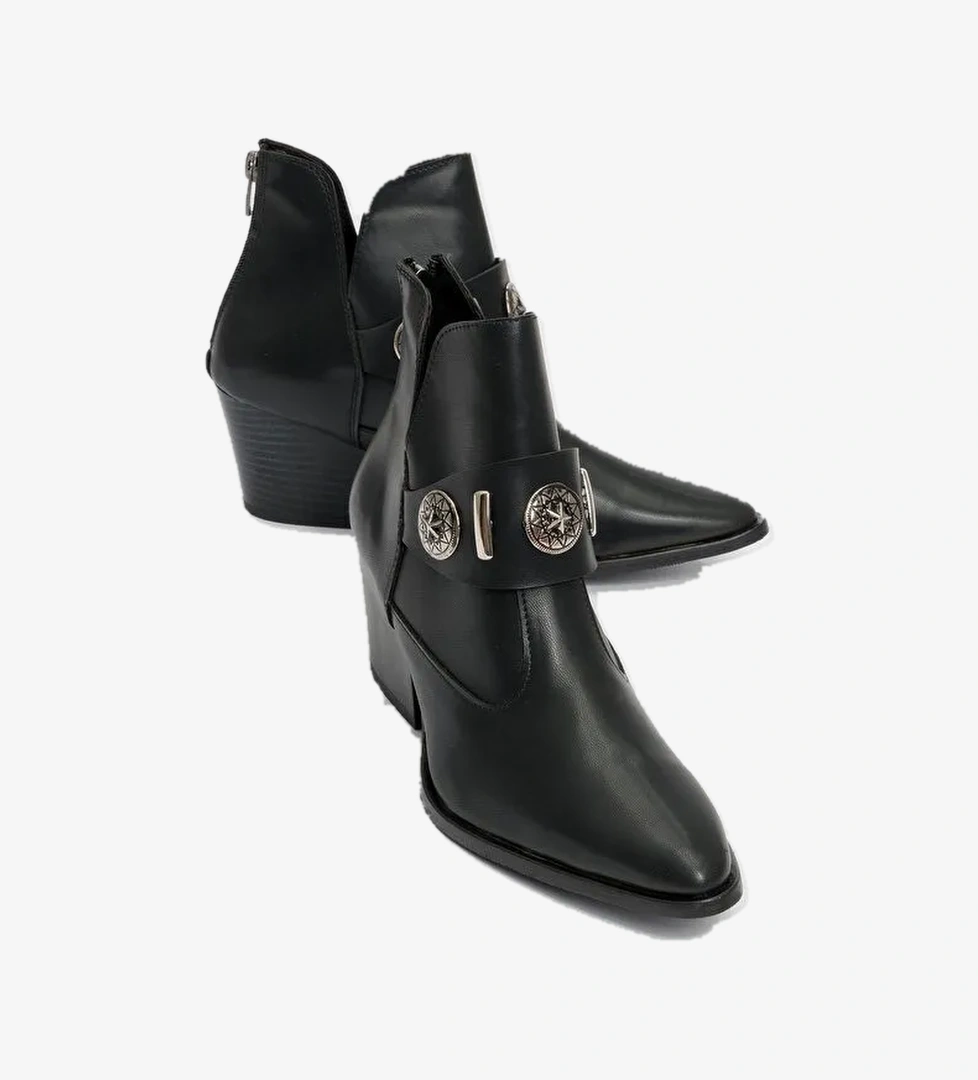 KENDA Siyah Cilt Arkadan Fermuarlı Tokalı Kadın Kalın Topuklu Bot - Görsel 1