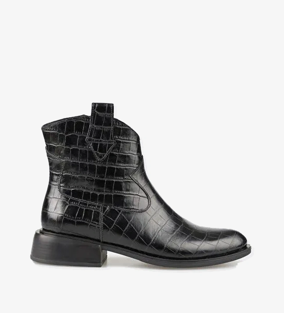 Siyah Deri Kadın Klasik Bot - Görsel 1