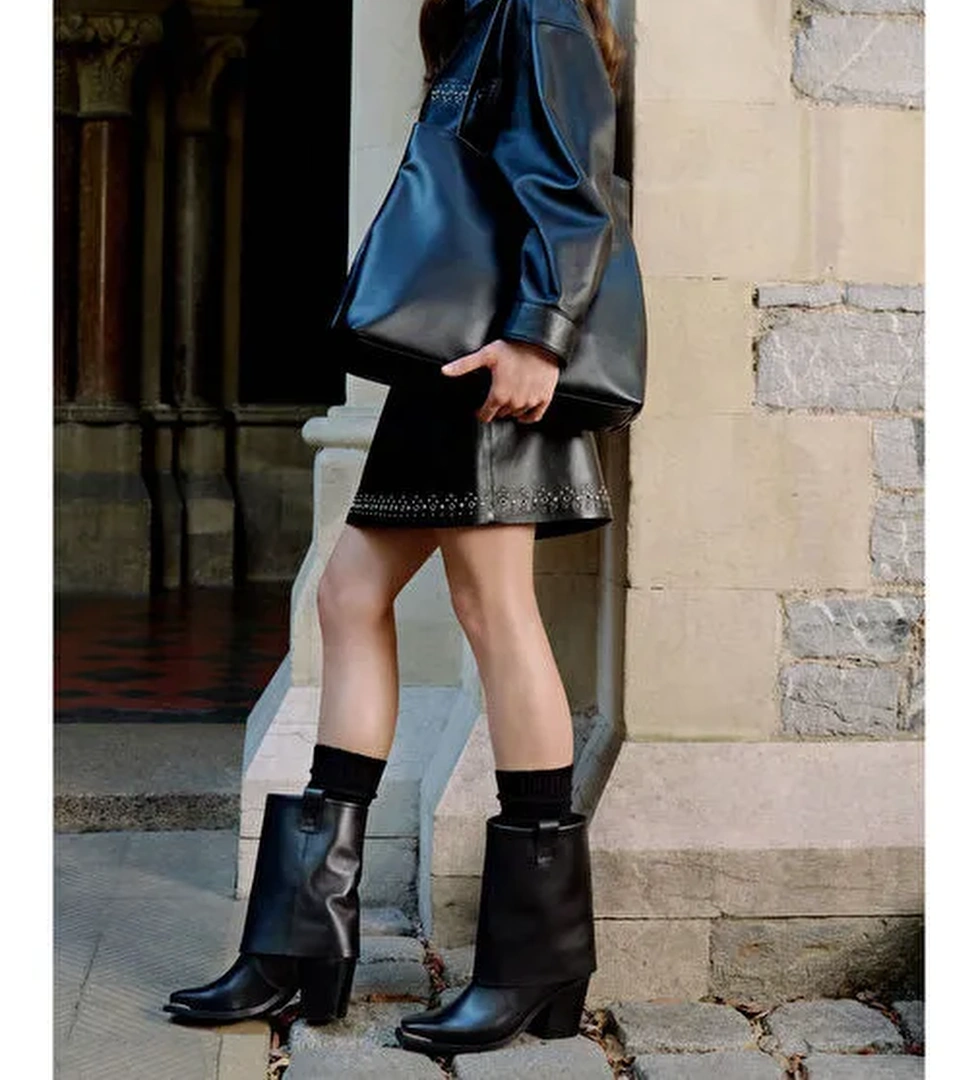 Divarese Divarese Siyah Kadın Deri Bot L44000-5FW model görseli