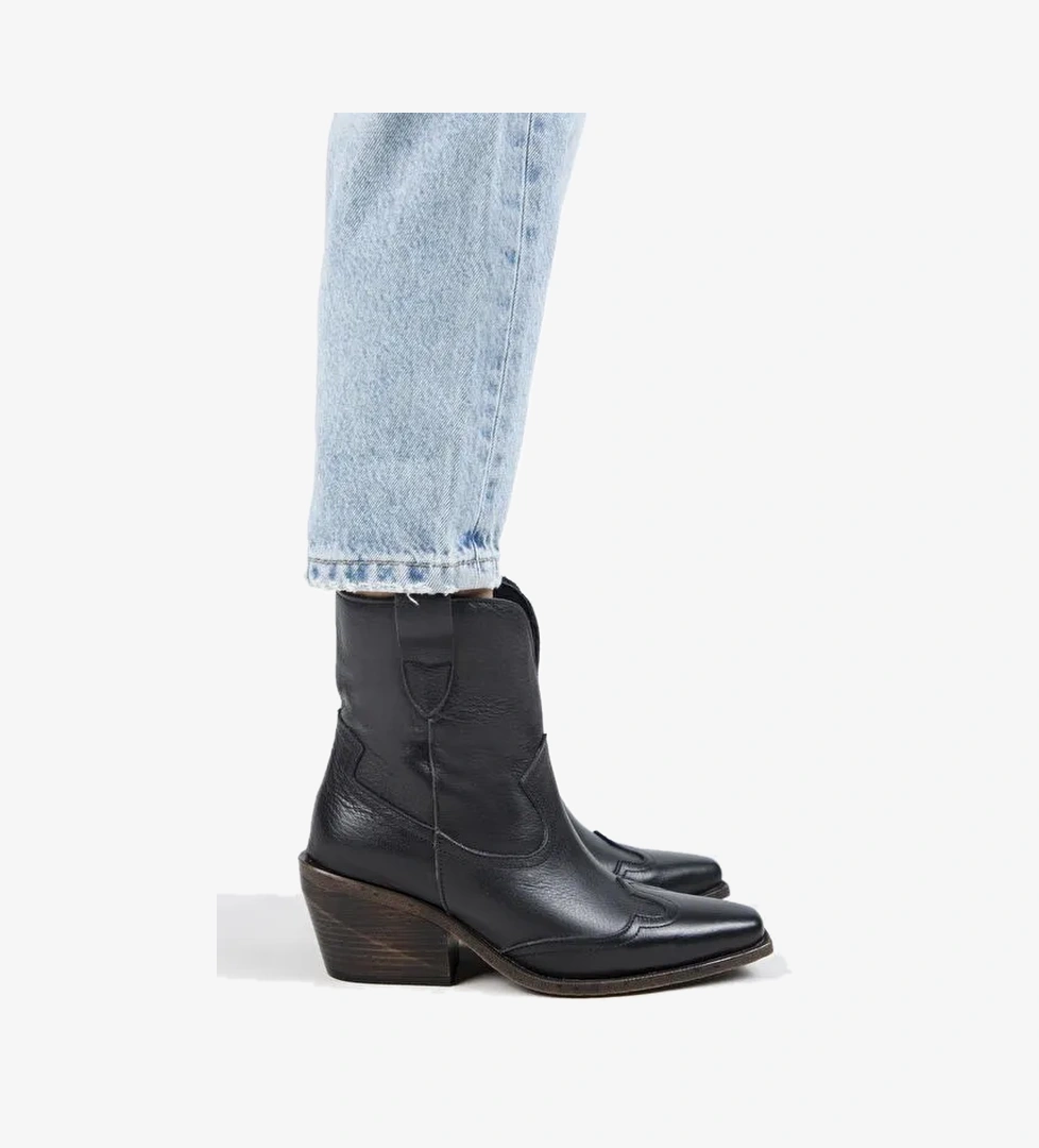 Manijero Ellinor Kadın Hakiki Deri Western Siyah Bot - Görsel 1