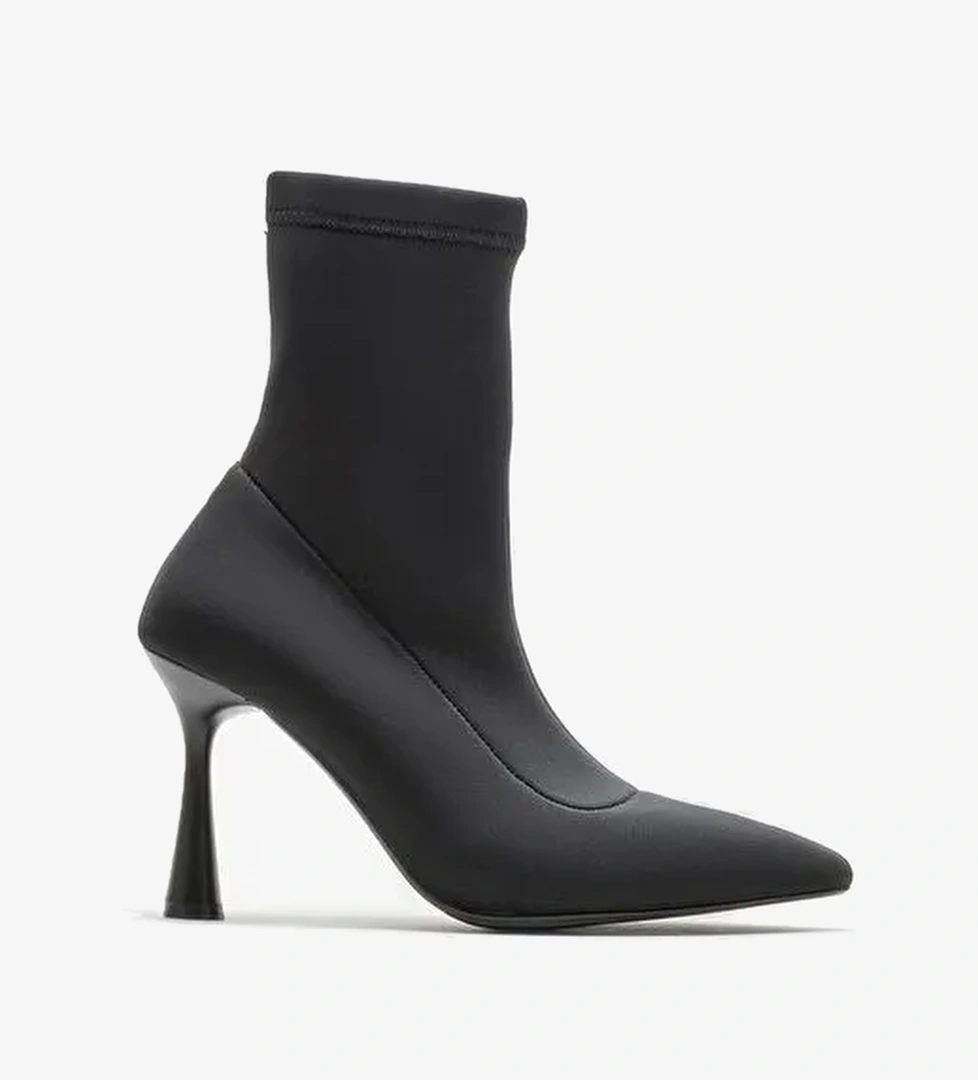 Siyah Kadın Yüksek Topuk Bot - Görsel 1