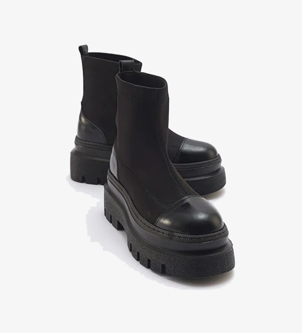 AVES Siyah Scuba Kalın Tabanlı Kadın Bot - Görsel 1