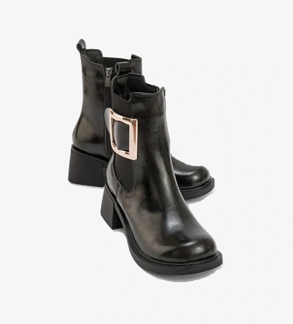 MORİAH Siyah Cilt Tokalı Lastikli Yandan Fermuarlı Kadın Kalın Topuklu Bot - Görsel 1