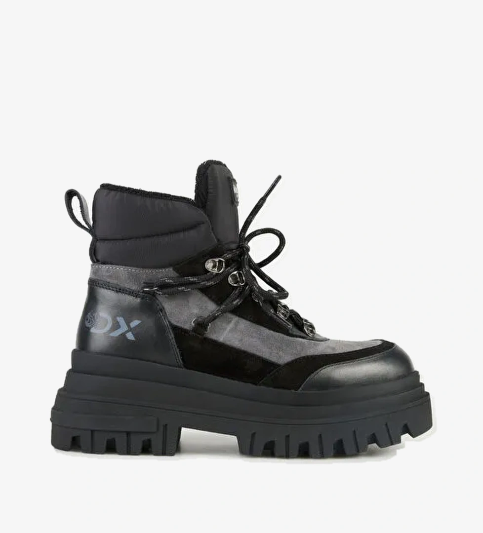 Discovery Expedition Discovery Expedition Siyah Kadın Outdoor Bot D-AVALON model görseli