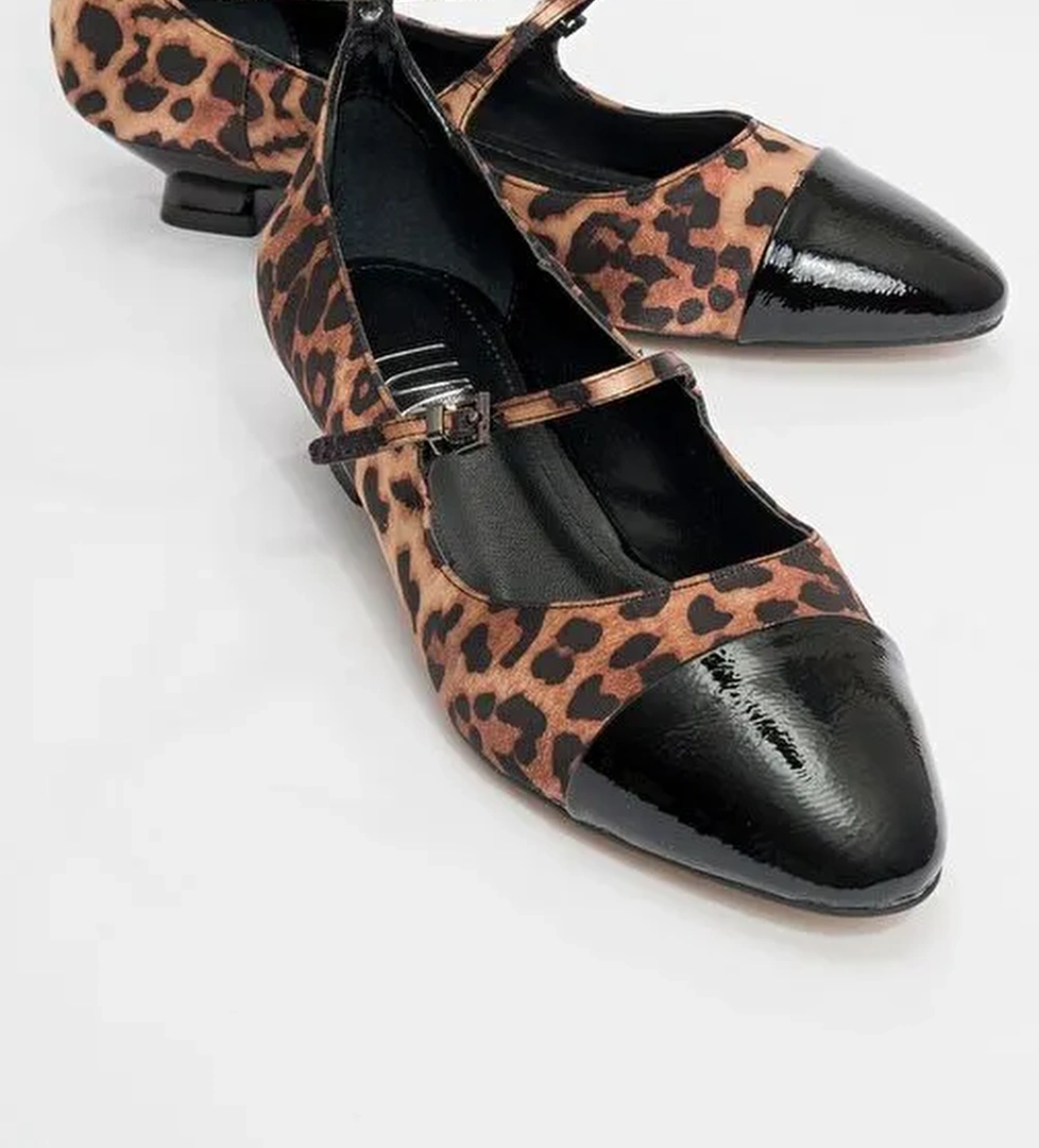 Luvi Shoes Bej-Siyah Kadın Rugan Topuklu Ayakkabı 124-2310 - Görsel 1