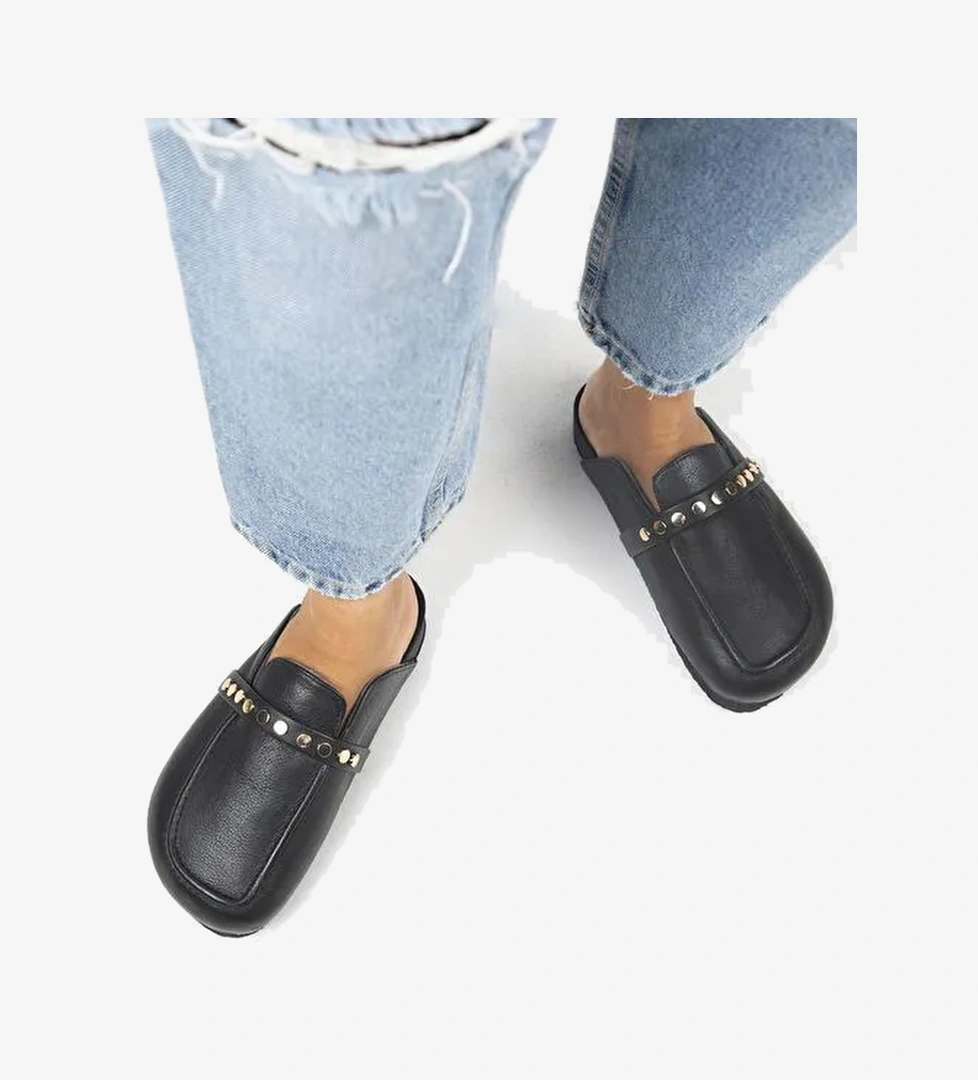 Manijero Siyah Kadın Deri Terlik MNJ.155.04 - Görsel 1