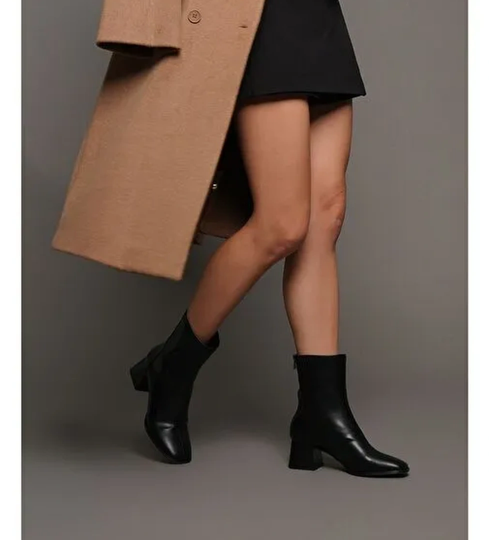 Kadın Topuklu Bot Küt Burun Arkadan Fermuarlı Nayis Siyah - Görsel 1