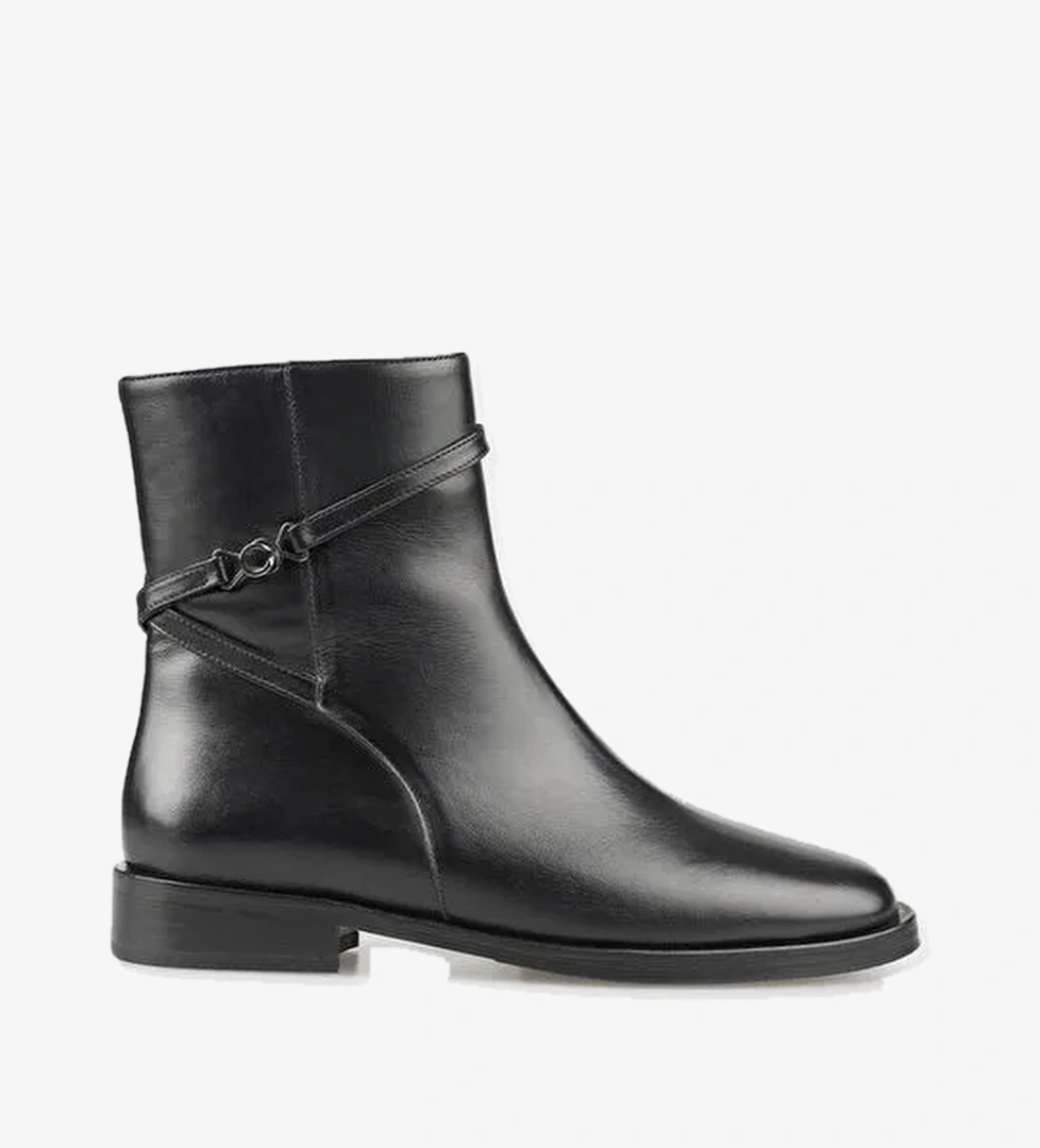 Siyah Deri Kadın Klasik Bot - Görsel 1