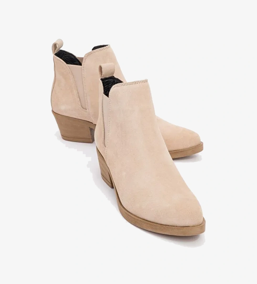 DOVENA Bej Süet Hakiki Deri Lastikli Kadın Topuklu Bot - Görsel 1