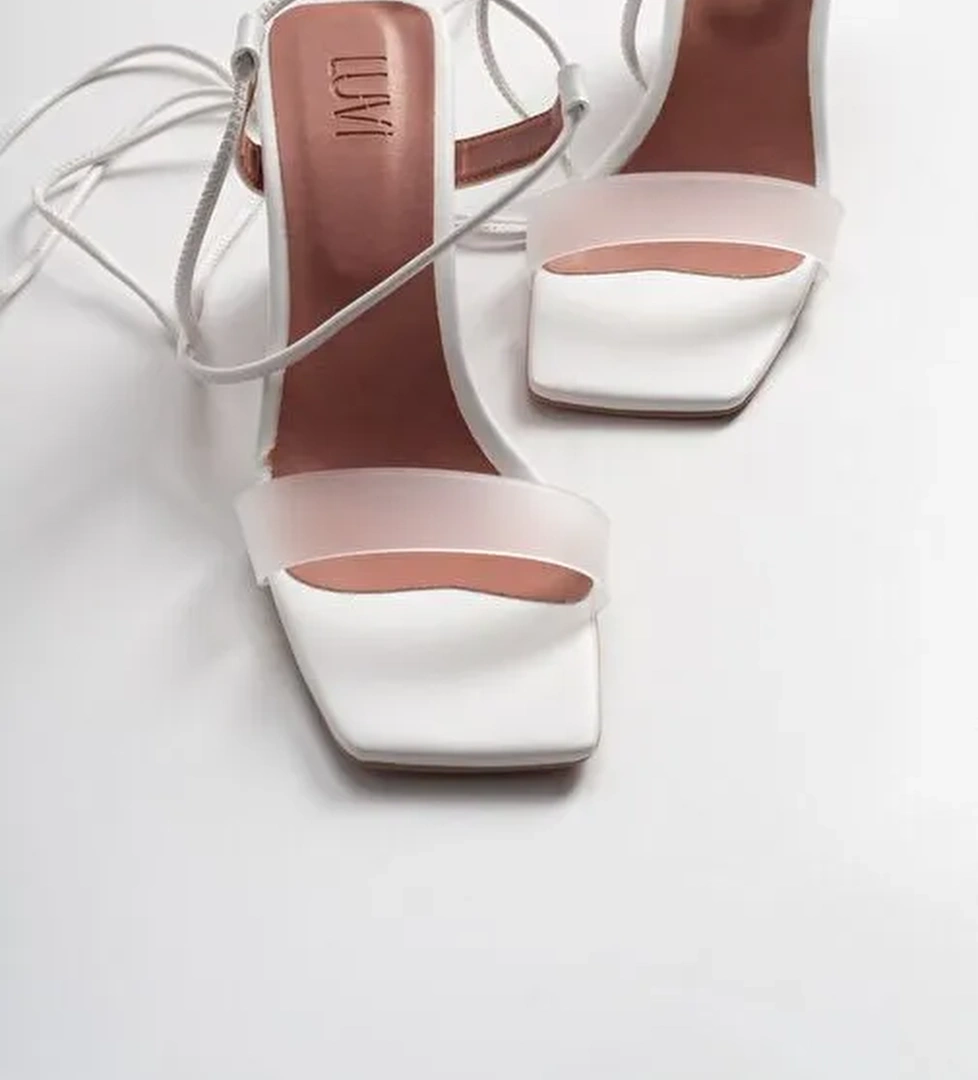 801 Beyaz Cilt Topuklu Kadın Sandalet - Görsel 1