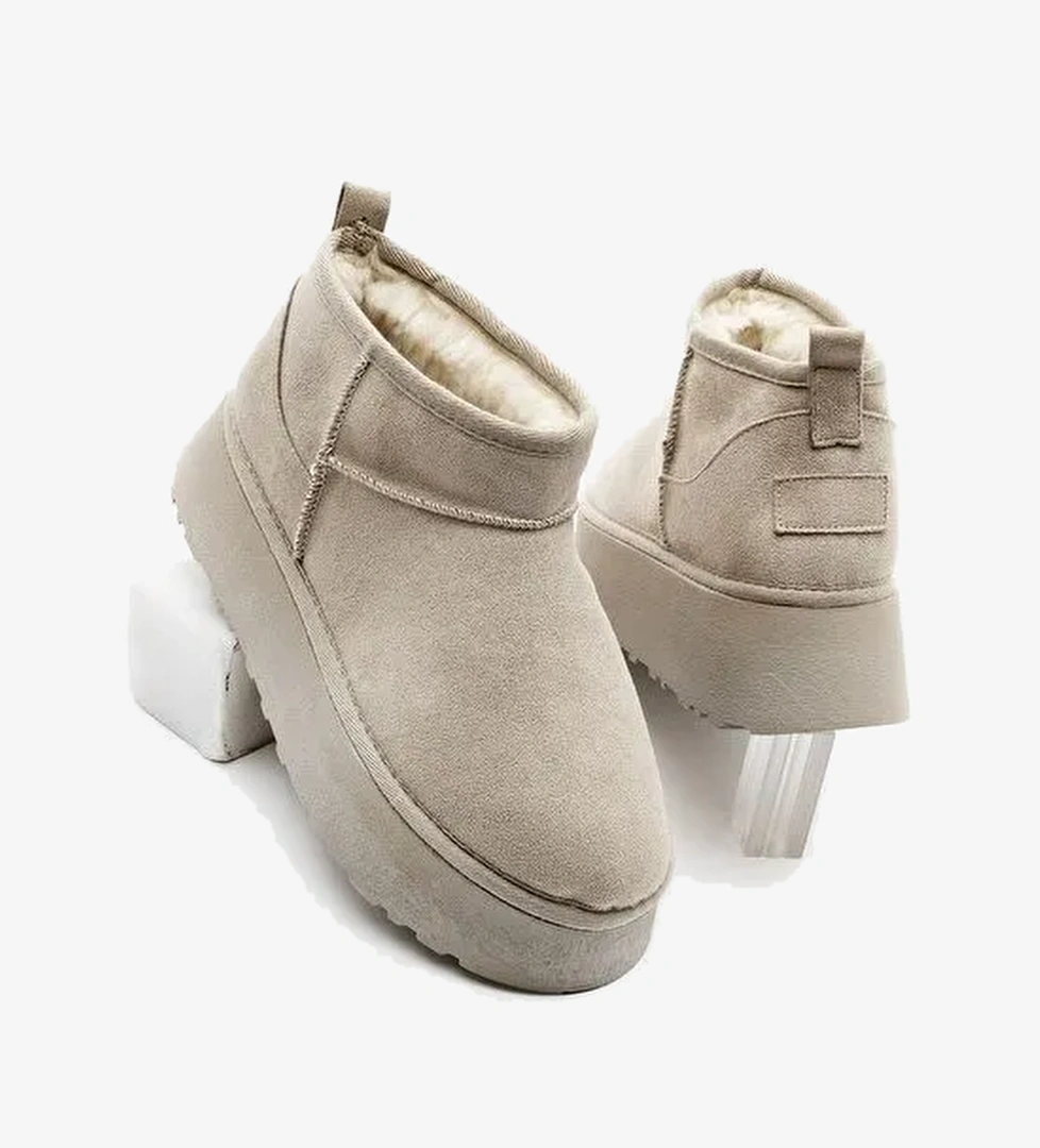 Kadın Kalın Taban İçi Kürklü Yarım Bot Tefis Bej Süet - Görsel 1