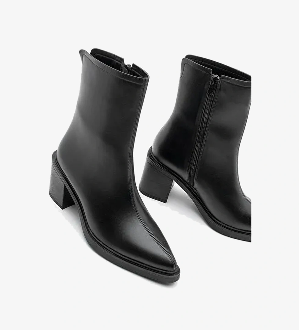 Kadın Yandan Fermuarlı Dikiş Detaylı Günlük Topuklu Bot Lakos Siyah - Görsel 1