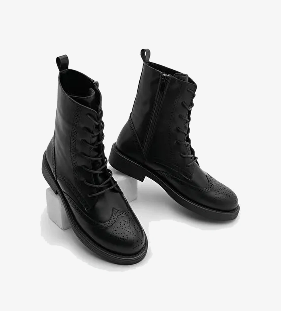 Kadın Bağcıklı Ve Fermuarlı Çiftyüz Günlük Postal Bot Lidan Siyah - Görsel 1