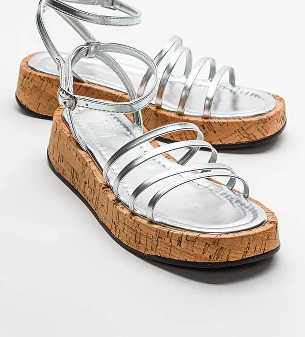 ANGELA Metalik Gümüş Kadın Sandalet - Görsel 1
