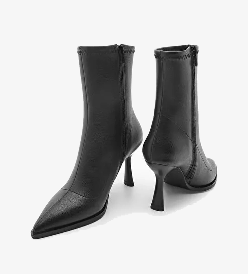 Kadın Topuklu Bot Sivri Burun Kadeh Ökçe Günlük Klasik Bot Holes Siyah - Görsel 1