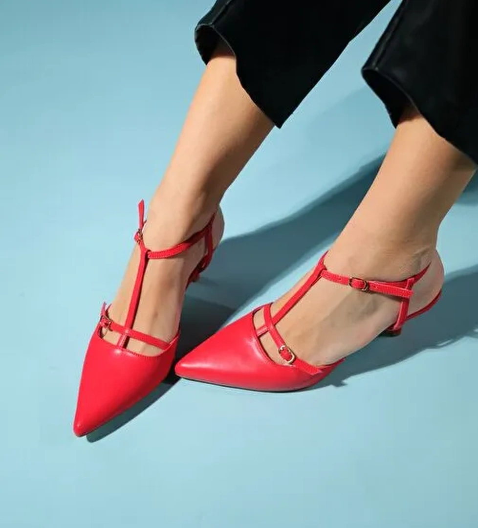 FRANS Kırmızı Cilt Kadın Sivri Burun Arkası Açık Kısa Topuklu Ayakkabı - Görsel 1