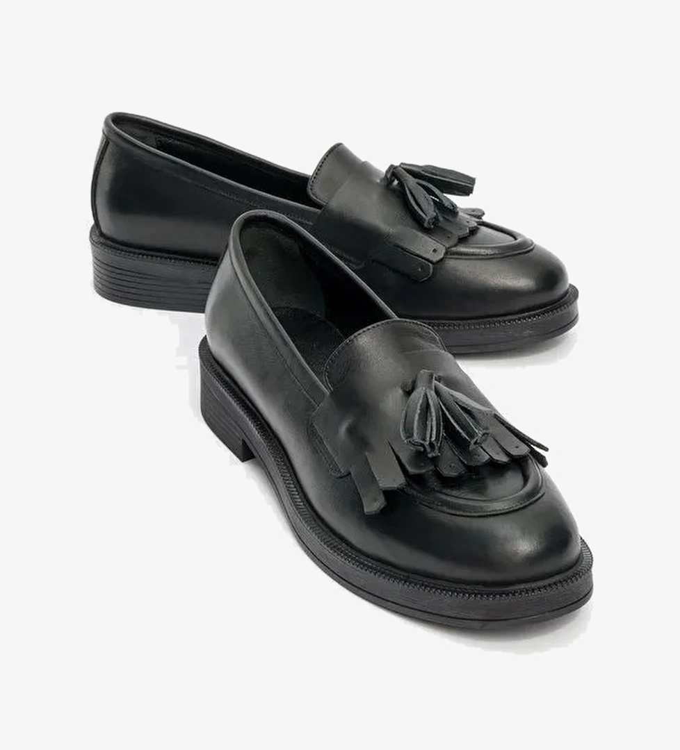 MİLİNA Siyah Cilt Püsküllü Hakiki Deri Kadın Loafer Ayakkabı - Görsel 1
