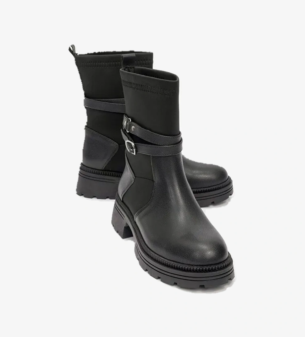 ELENA Siyah Cilt Scuba Kemerli Kadın Düz Bot - Görsel 1