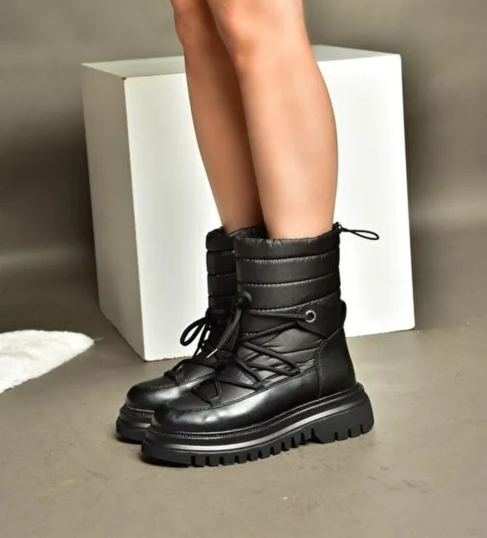 R312102404 Siyah Paraşüt Kumaş Kadın Bot - Görsel 1