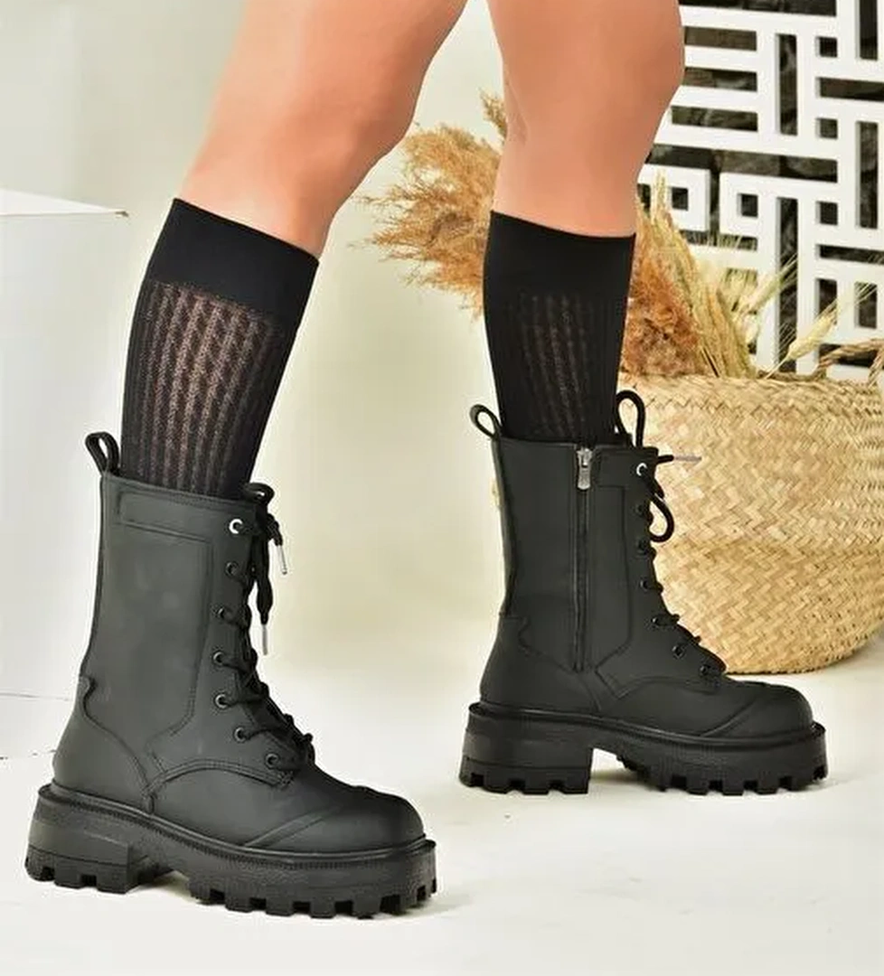 Siyah Kalın Tabanlı Kadın Postal Bot N973000209 - Görsel 1