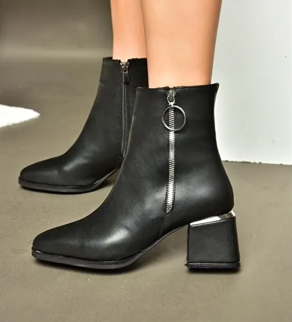 R524500309 Siyah Kalın Topuklu Kadın Bot - Görsel 1