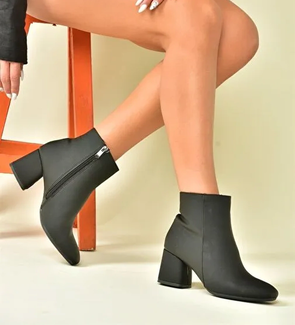 Siyah Nubuk Kalın Topuklu Kadın Bot L251089201 - Görsel 1