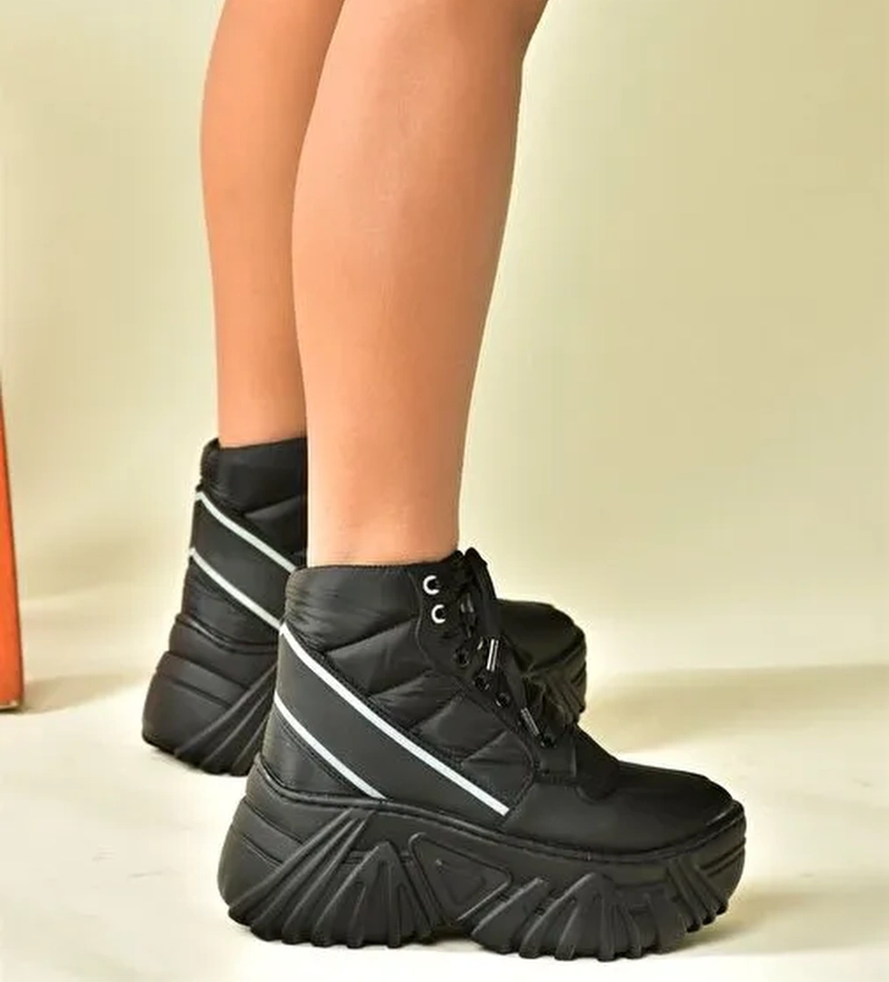 Siyah Yüksek Tabanlı Kadın Sneakers Bot N973115009 - Görsel 1