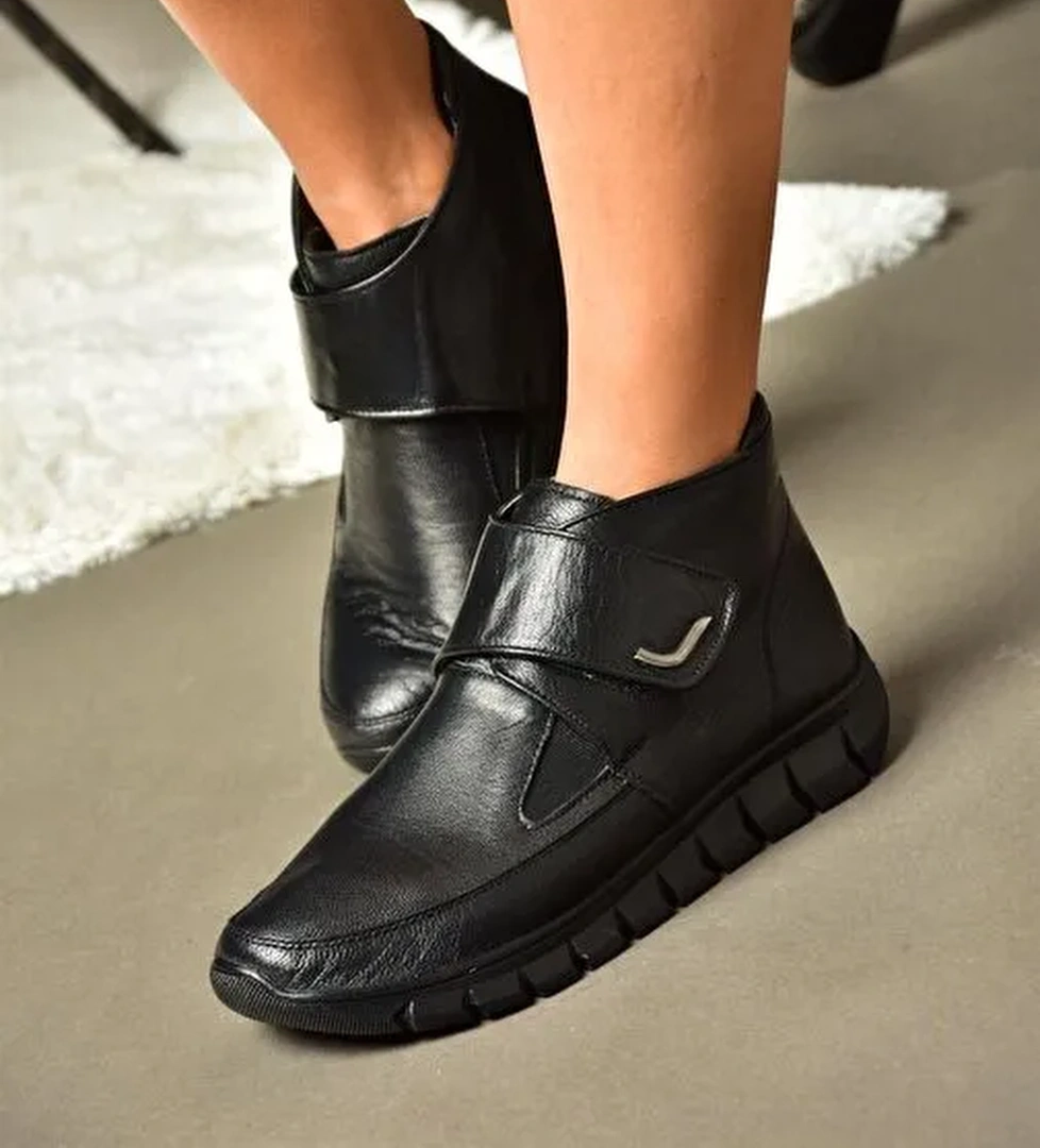 Siyah Hakiki Deri Comfort Ortopedik Taban Kadın Bot N555361003 - Görsel 1