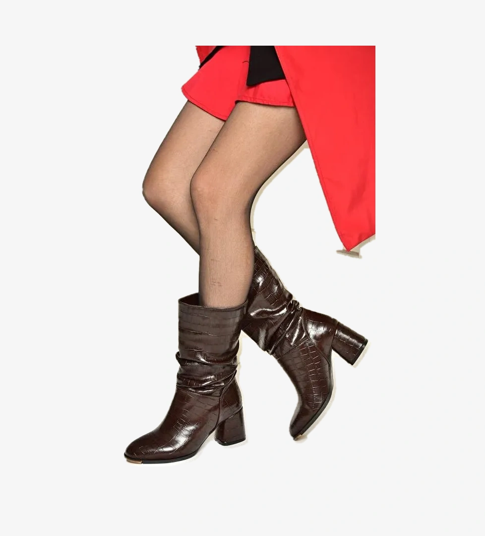 T848243011 Kahverengi Kroko Baskı Kalın Topuklu Kadın Bot - Görsel 1