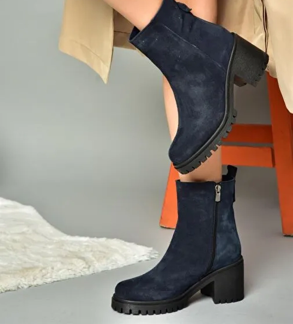 R654006502 Lacivert Hakiki Deri Süet Kalın Topuklu Kadın Bot - Görsel 1
