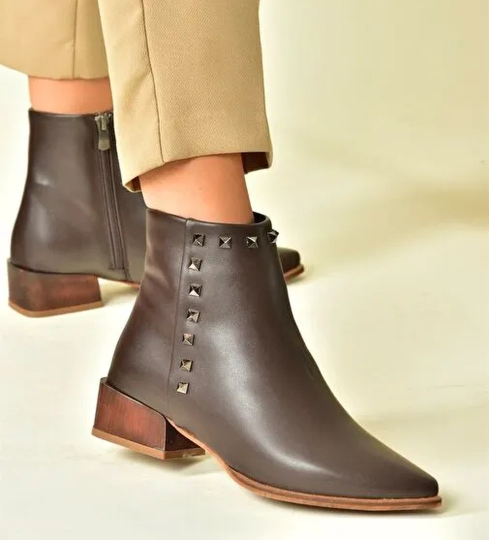 Kahverengi Zımba Detaylı Kadın Bot N820032309 - Görsel 1