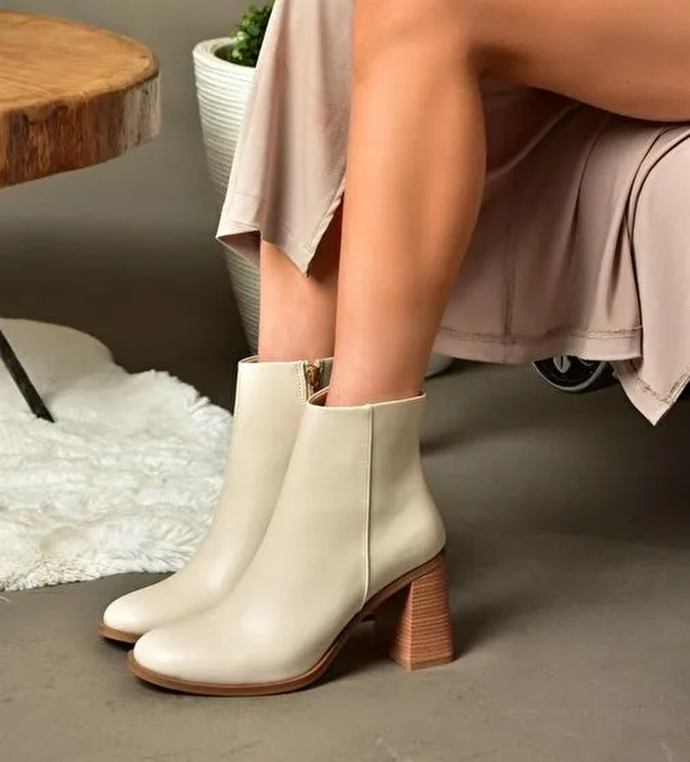 R518101309 Bej Kalın Topuklu Kadın Bot - Görsel 1