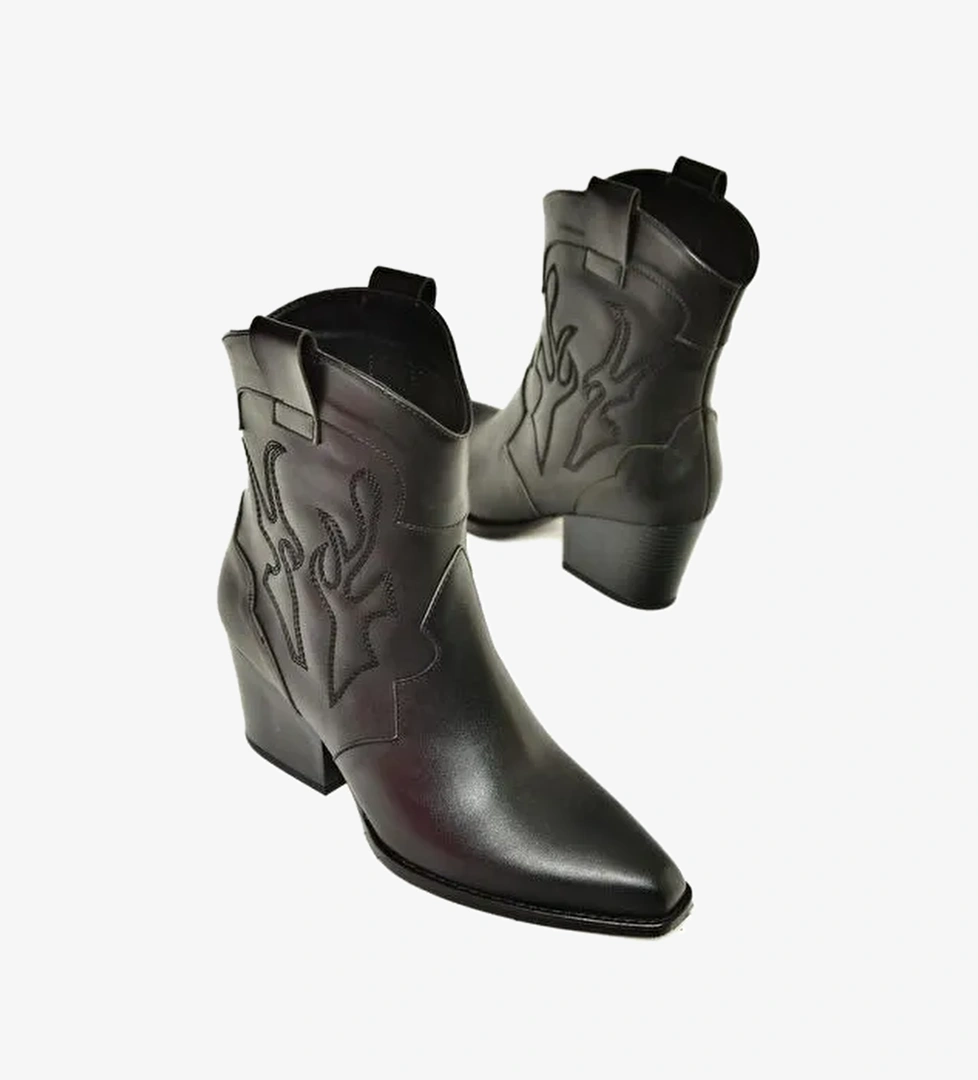 T296112009 Siyah Kalın Topuklu Kadın Bot - Görsel 1