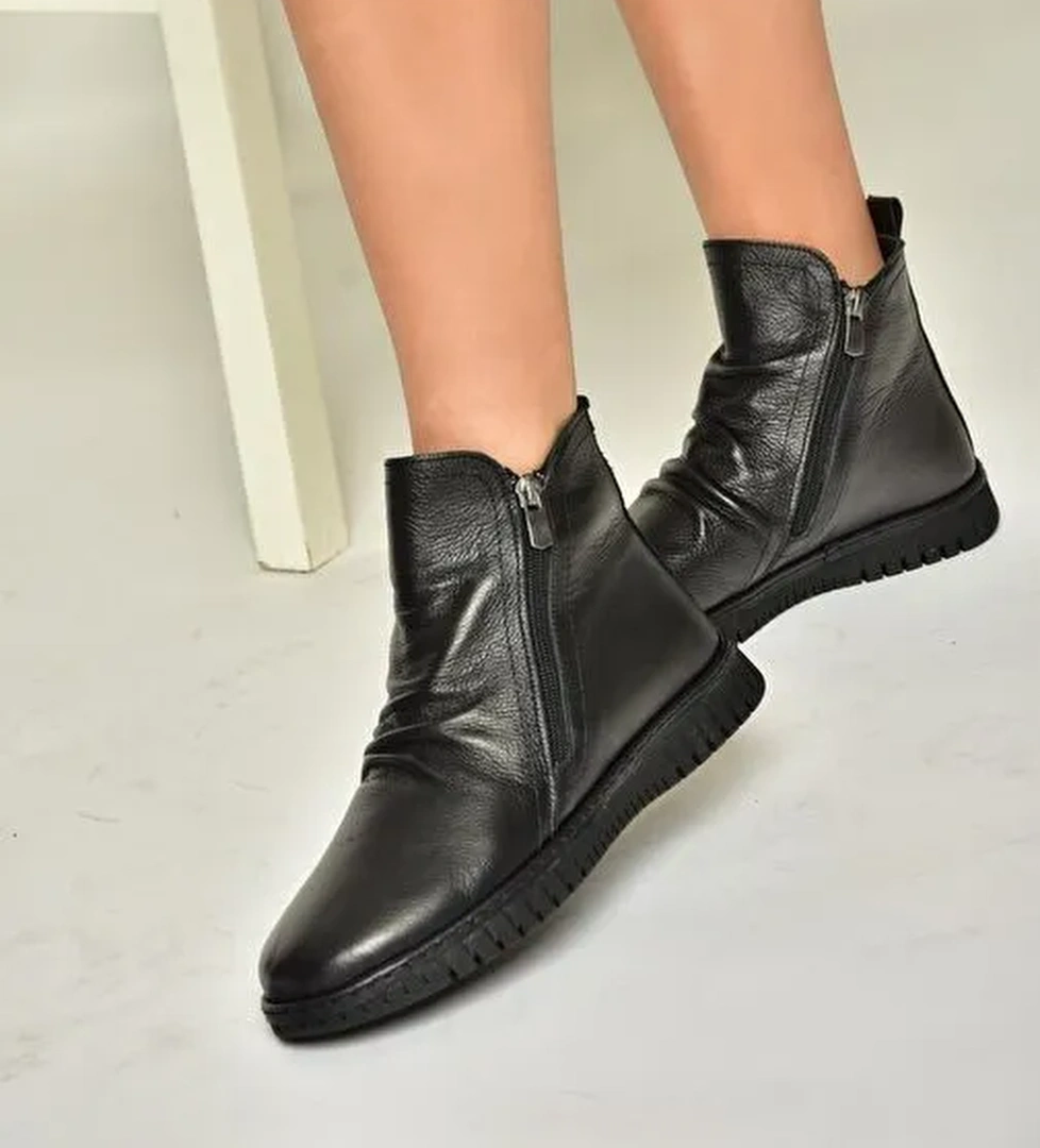 T555366303 Siyah Hakiki Deri Comfort Ortopedik Taban Kadın Bot - Görsel 1