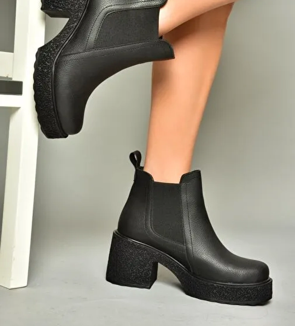 T996220009 Siyah Kalın Topuklu Kadın Bot - Görsel 1