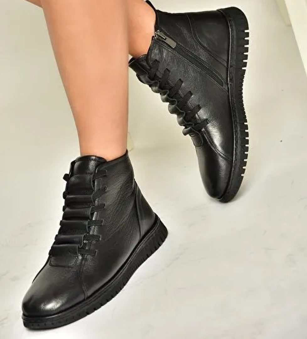 T555366203 Siyah Hakiki Deri Comfort Ortopedik Taban Kadın Bot - Görsel 1