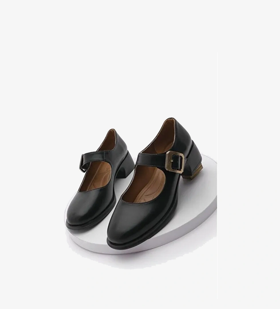 Kadın Tokalı Loafer Günlük Topuklu Ayakkabı Meniz Siyah