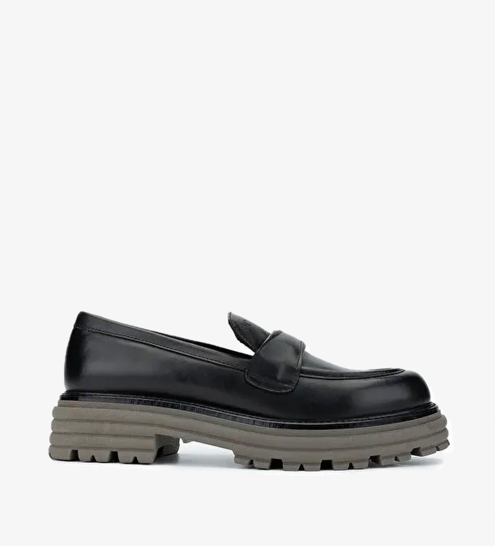 Tamer Tanca Kadın Hakiki Deri Siyah Loafer Ayakkabı - Görsel 1