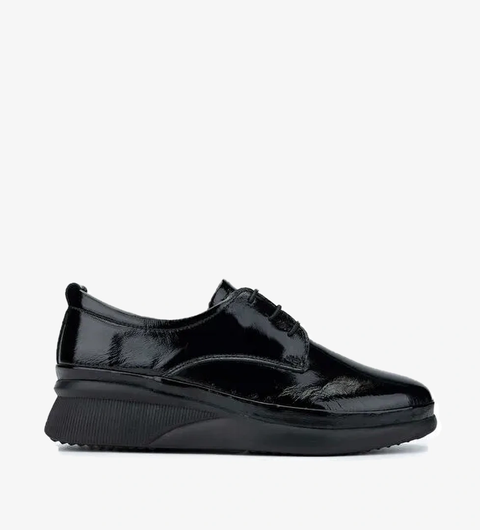 Tamer Tanca Siyah Kadın Rugan Günlük Ayakkabı 1071 SL500 BN AYK SK24-25 - Görsel 1