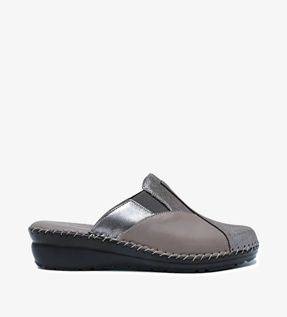 Kifidis Gri-Kahverengi Kadın Deri Terlik 12HND1TERK00003 - Görsel 1