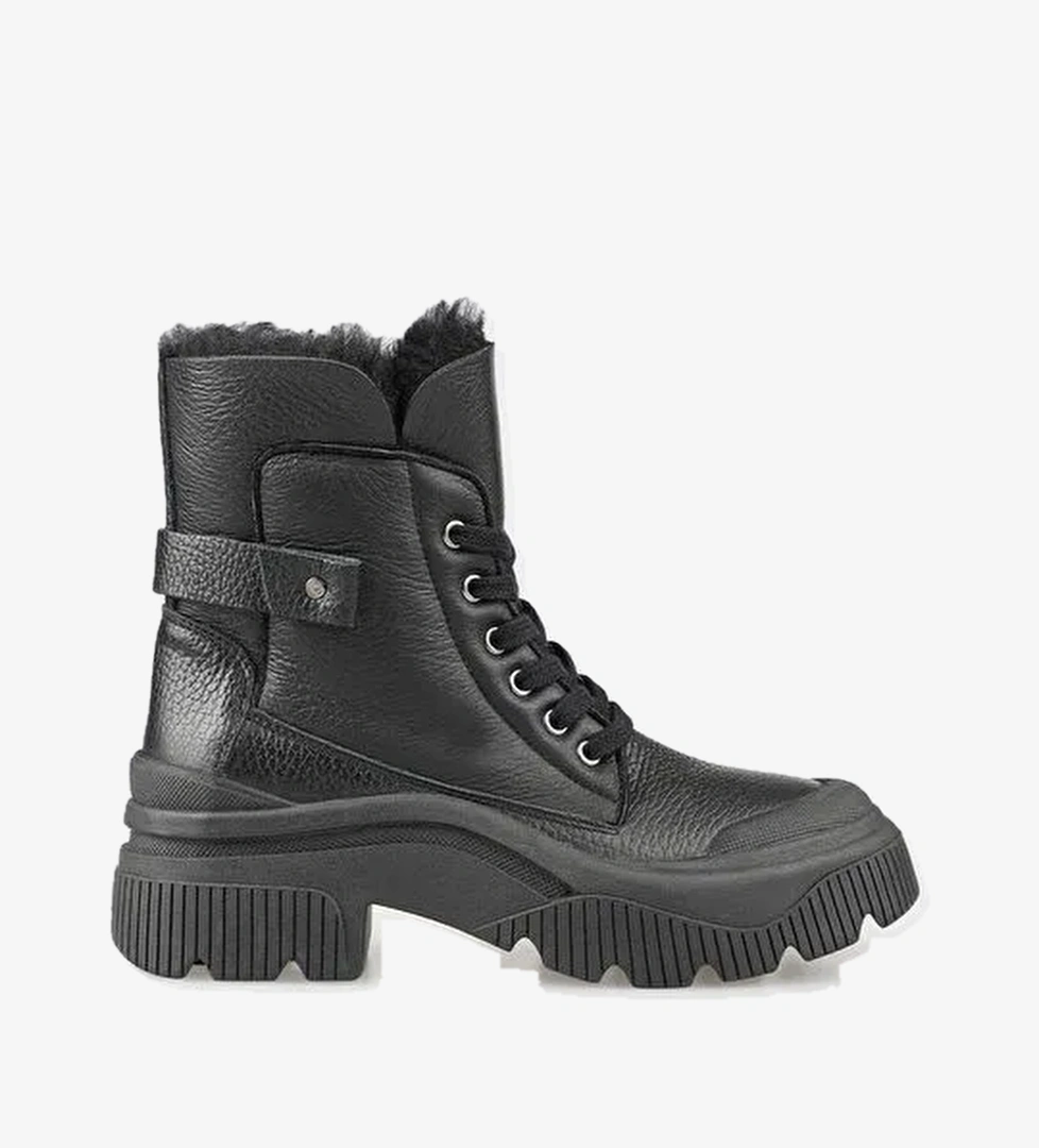 Siyah Deri Kadın Spor Bot - Görsel 1