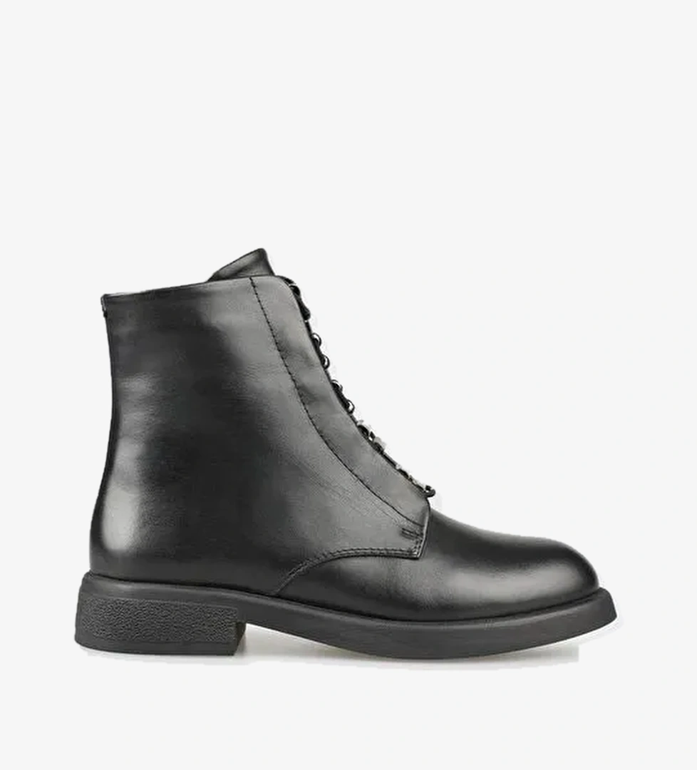 Siyah Deri Kadın Günlük Düz Bot - Görsel 1