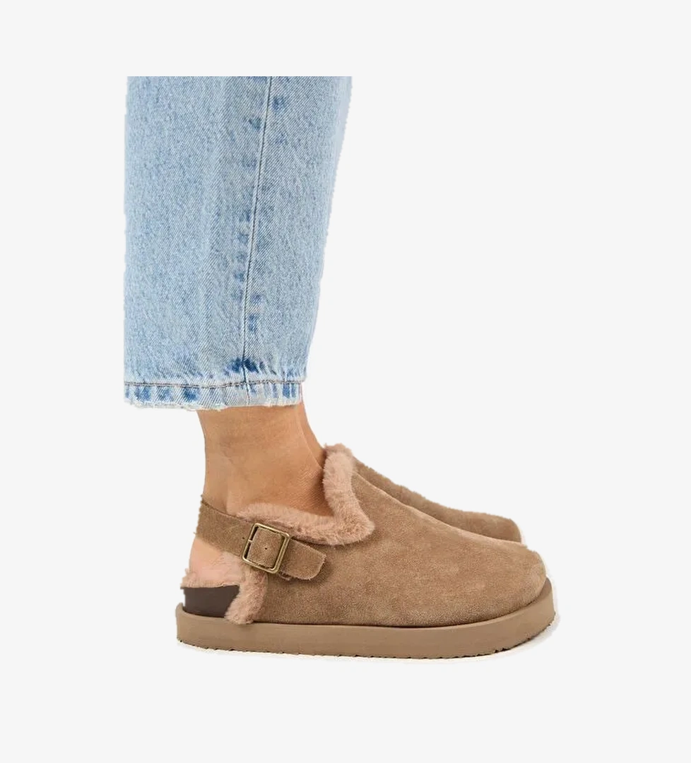 Manijero (Holly 2 Kürklü Platform) Kadın Hakiki Deri Kemerli Tokalı Sabo Vizon Sandalet - Görsel 1