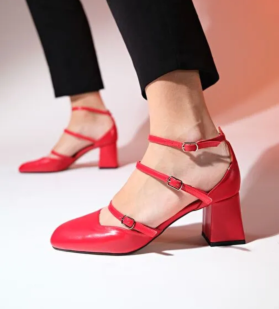 Luvi Shoes Siyah Kadın Topuklu Ayakkabı 124-6809 - Görsel 1