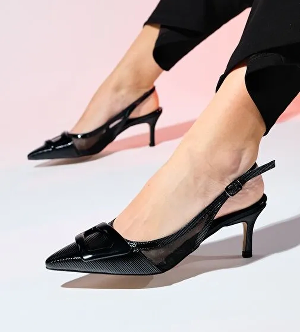 FOLEY Siyah Rugan Çizgili Kadın Sivri Burun Arkası Açık İnce Topuklu Ayakkabı - Görsel 1