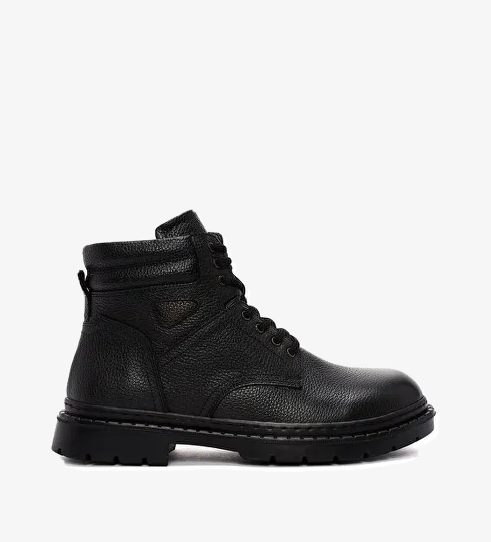 Erkek Siyah Bağcıklı Deri Casual Bot 24WFD7542FT - Görsel 1